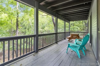 91 Moongate Dr, Osage Beach, MO 65065