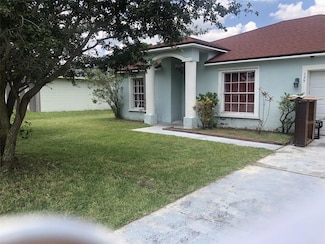129 Acapulco Dr, Kissimmee, FL 34743
