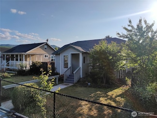 503 Morse St, Ryderwood, WA 98581