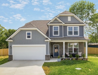 1001 Daphne Dr, Ashland City, TN 37015