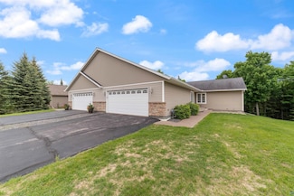 5268 Twin Pines St, Hermantown, MN 55811