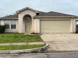 816 Wilmor Ct, Arlington, TX 76018