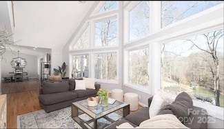 555 Laurel Cove Rd, Statesville, NC 28677