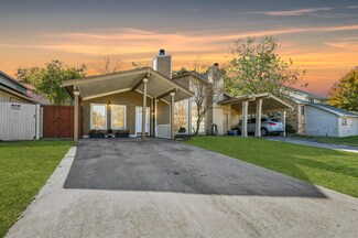 703 Trinidad Dr, Grand Prairie, TX 75052
