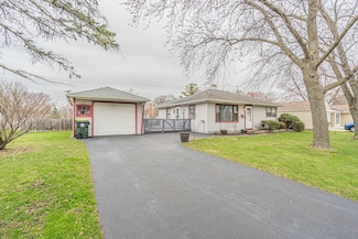 3602 Campbell St, Rolling Meadows, IL 60008