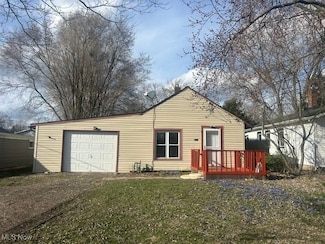 2515 30th St NE, Canton, OH 44705