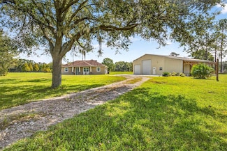 7316 Hackamore Rd, Zephyrhills, FL 33541