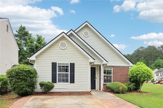 220 Turnstone Rd, Stockbridge, GA 30281