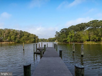 1718 Holly Beach Farm Rd, Annapolis, MD 21409