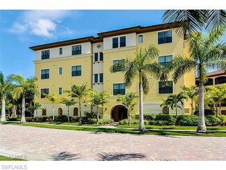 2555 Marquesa Royale Ln Unit 102, Naples, FL 34109