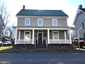 20 Oregon St, Mercersburg, PA 17236