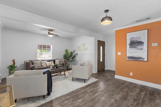 1125 Christie Dr, Austin, TX 78721