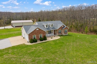 10040 Meadowbrook Ct, Mineral Point, MO 63660