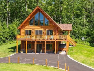 899 S State Rd, Harbor Springs, MI 49740