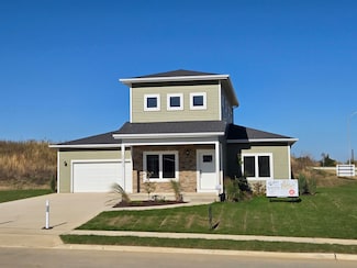 2303 Tiffany Ct, Dubuque, IA 52001