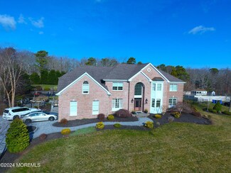 216 Kristine Ave, Manahawkin, NJ 08050