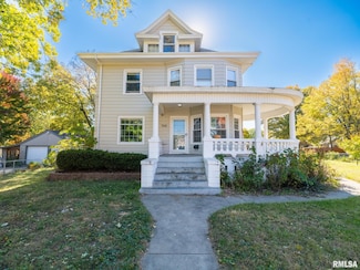 700 E Maywood Ave, Peoria, IL 61603