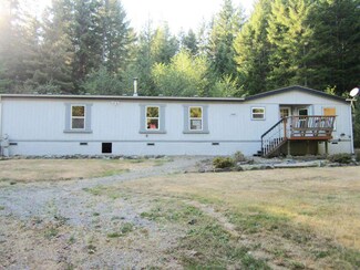 555 Peter Hagen Rd NW, Seabeck, WA 98380