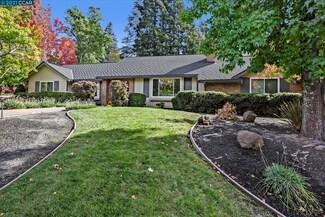 34 Sanders Ranch Rd, Moraga, CA 94556