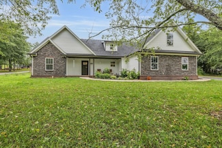 8012 McDonald Cemetery Rd, Ooltewah, TN 37363