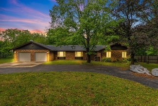 43 Nawakwa Ln, Yorkville, IL 60560