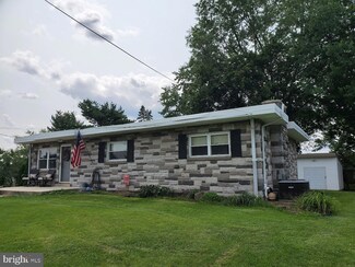 1204 Laporte St, Harrisburg, PA 17112