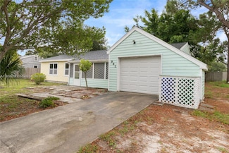 961 Schumann Dr, Sebastian, FL 32958