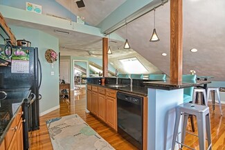 301 Lincoln Ave Unit 8, Saugus, MA 01906