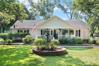 4534 Pebblebrook Cir SW, Concord, NC 28027