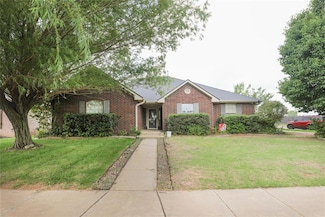 717 Vickery Ave, Yukon, OK 73099
