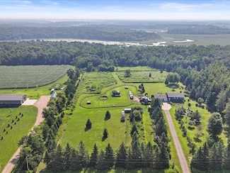 9936 Oakridge Rd, Brainerd, MN 56401