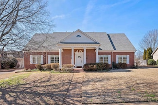 1053 Woodland Trace Ln, Cordova, TN 38018