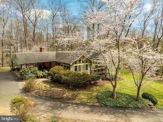 12828 Great Oak Ln, Clifton, VA 20124