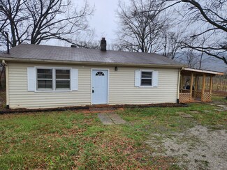 1882 Shellsford Rd, McMinnville, TN 37110