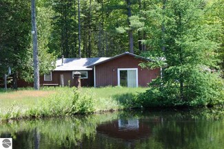 3210 S Poor Farm Rd, Greenbush, MI 48738