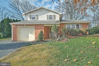 512 S 6th St, Wrightsville, PA 17368