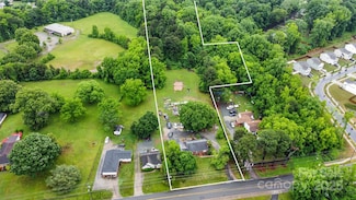 3700 Nevin Rd, Charlotte, NC 28269