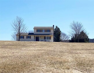 1028 Kunkletown Rd, Saylorsburg, PA 18353