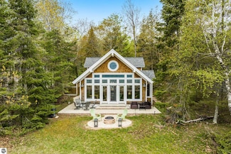 13808 N Forest Beach Shores Rd, Northport, MI 49670
