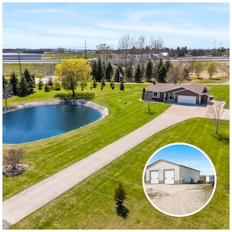 1230 S Park View Rd, Manitowoc, WI 54220