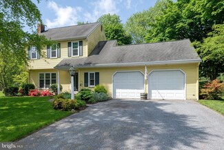 2850 Michener Dr, Lancaster, PA 17601