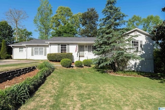 3013 Dolly Ridge Dr, Vestavia, AL 35243