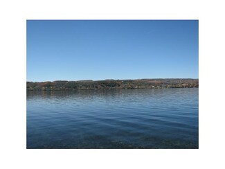 429 E Lake Rd, Penn Yan, NY 14527