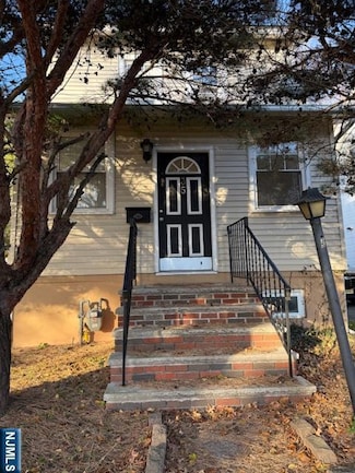 35 Chestnut St, Tenafly, NJ 07670