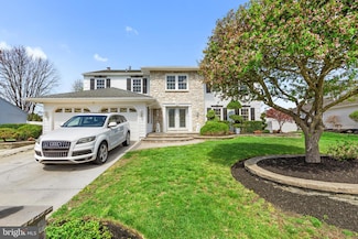 5 Greenleigh Cir, Sewell, NJ 08080