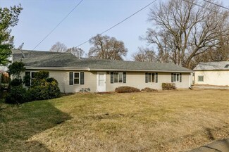 4720 NW 51st St, Des Moines, IA 50310
