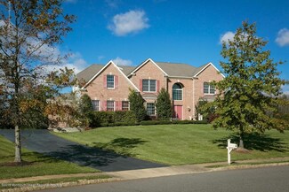 12 Mason Dr, Cream Ridge, NJ 08514