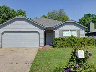 6113 S Waco Ave, Tulsa, OK 74132