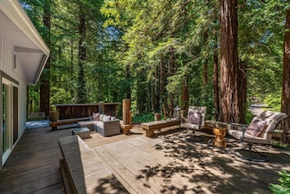 1 Springhill Dr, Cazadero, CA 95421
