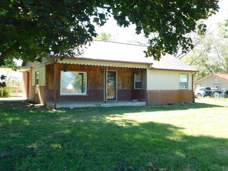 4715 S 190th Rd, Halfway, MO 65663